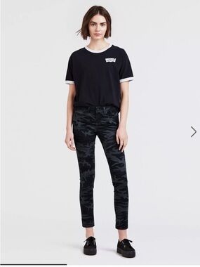CAMO PRINT 711 SKINNY ANKLE
WOMEN'S JEANS